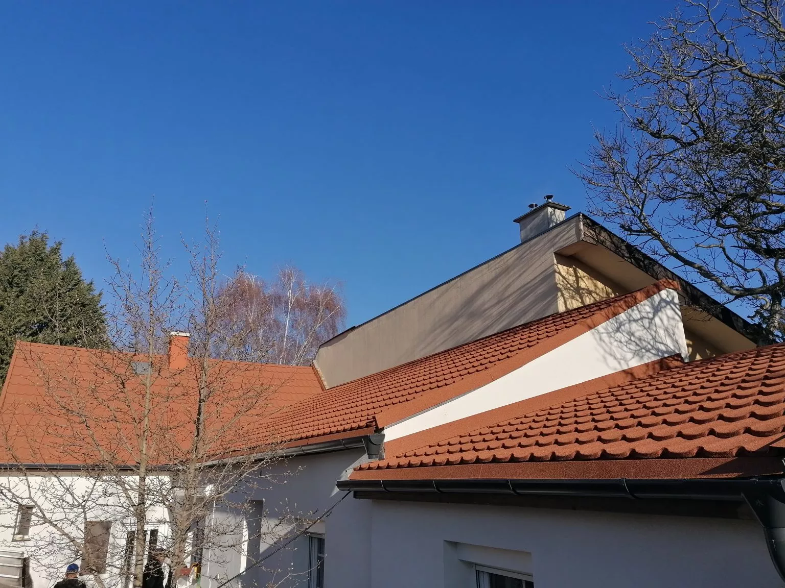 Megbízhatóság, precizitás, korrekt tájékoztatás és kapcsolattartás, határidők pontos betartása